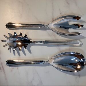 Beautiful Unbranded Large 3 piece serving hostess set. Small spoon for scale